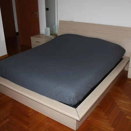 Apartment Elegante Trilocale Milan